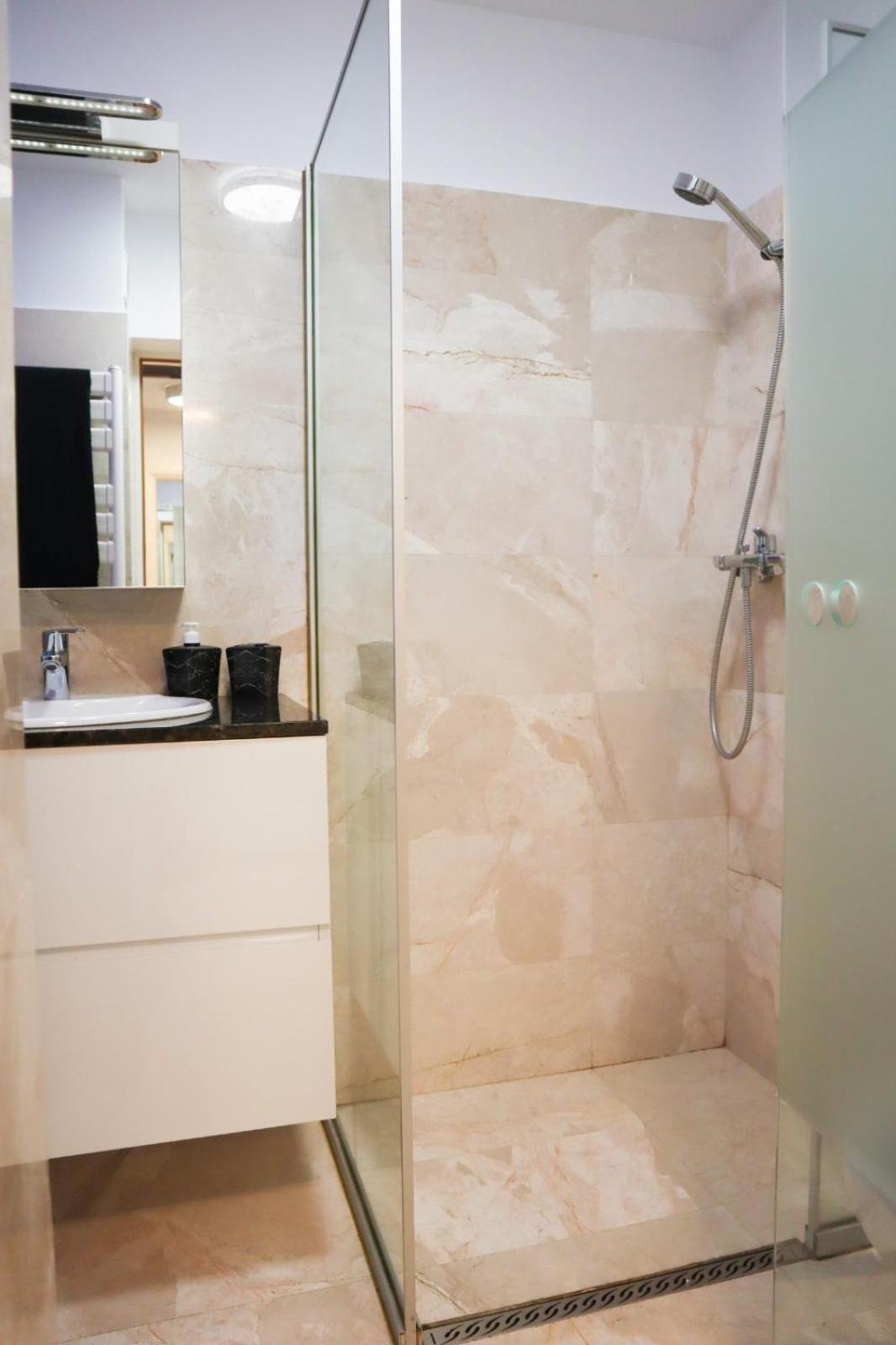 Central Apartament Bulevardul Decebal Bucureşti Ngoại thất bức ảnh